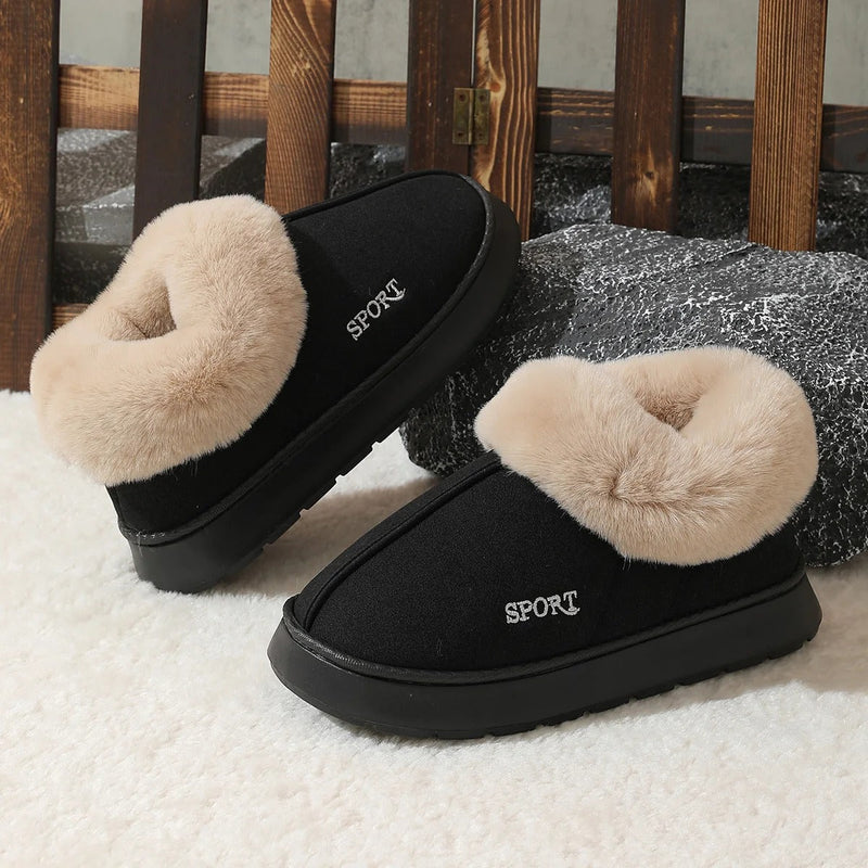 Chinelo com isolamento térmico antiderrapante